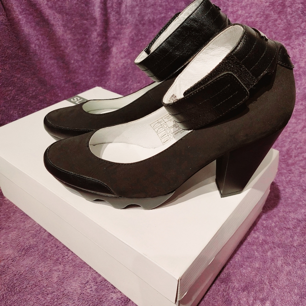 Adidas SLVR black leather ankle strap pumps, size 8.5, EUC